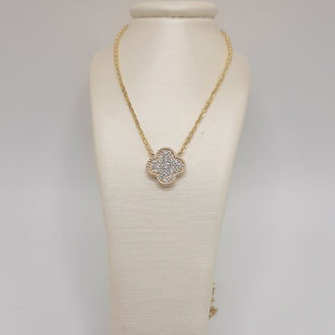 14Kt Yellow gold clover necklace