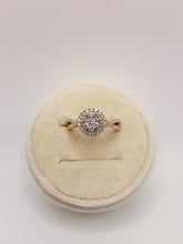Load image into Gallery viewer, 18Kt Yellow Gold Natural Diamond Infinity Shank with Cluster Top Ring
