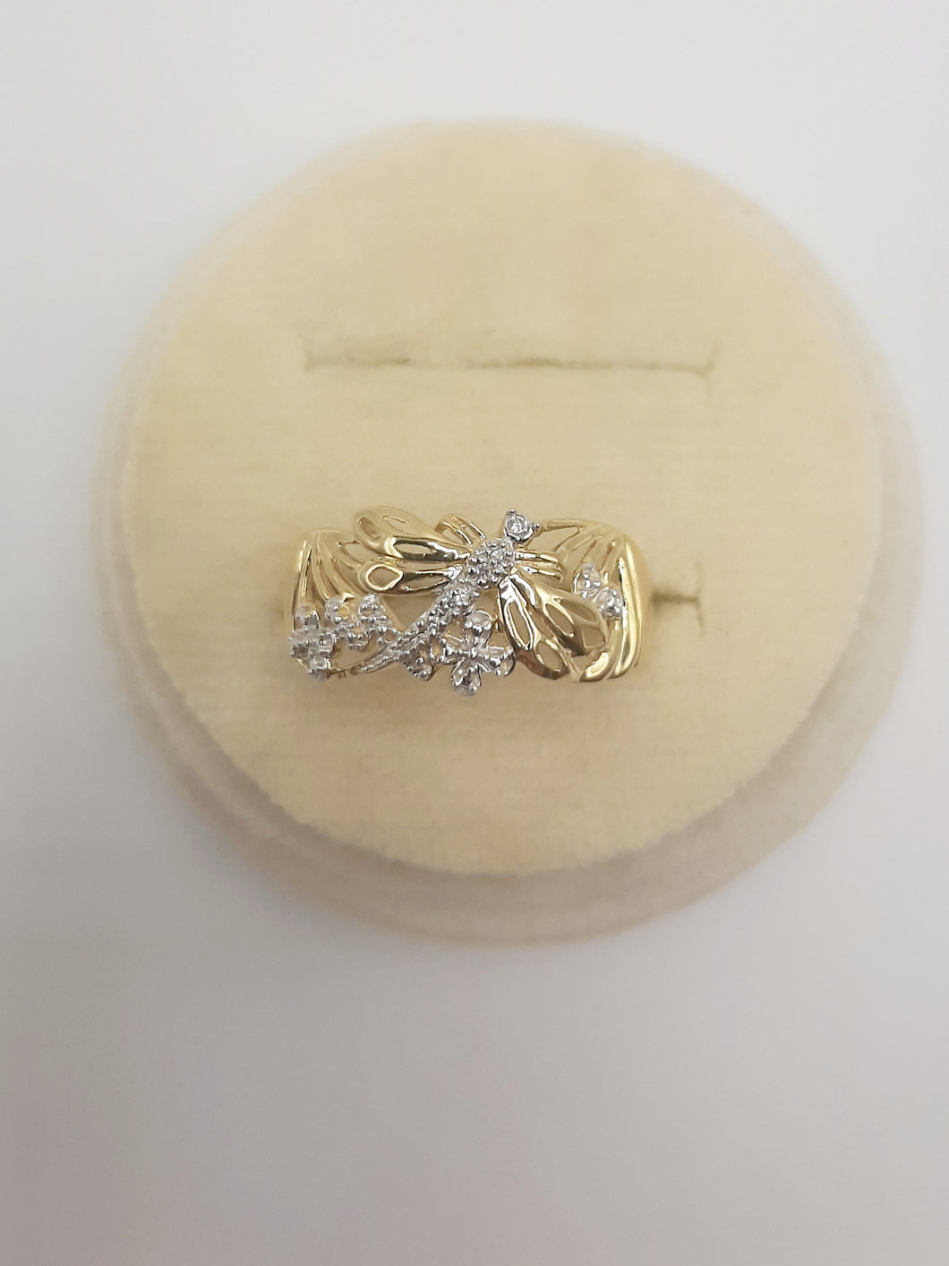 14kt yellow gold diamond dragonfly ring