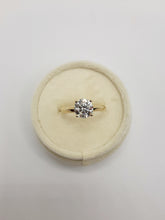 Load image into Gallery viewer, 14kt Yellow Gold Lab Grown Round Brilliant Cut Diamond Ring
