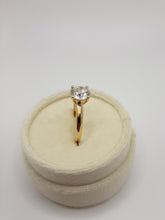 Load image into Gallery viewer, 14kt Yellow Gold Lab Grown Round Brilliant Cut Diamond Ring
