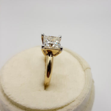 14kt Yellow Gold Four Prong 2.0 carat Princess Cut Lab Grown Diamond