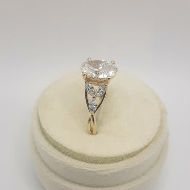 14kt yellow gold diamond engagement ring