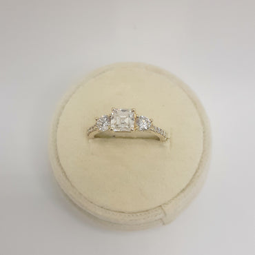 14kt yellow gold three stone engagement ring
