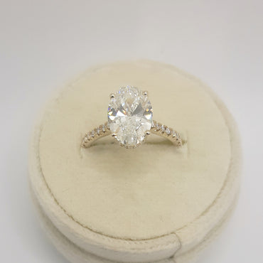 14kt yellow gold oval diamond engagement ring