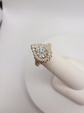 Load image into Gallery viewer, 10Kt Two Tone Pear Shape Cluster Ring Featuring 1.0 Carats of Natural Round Brilliant Cut Diamonds on A Split Shank
