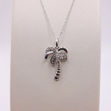 10Kt White Gold Diamond Palm Tree Necklace