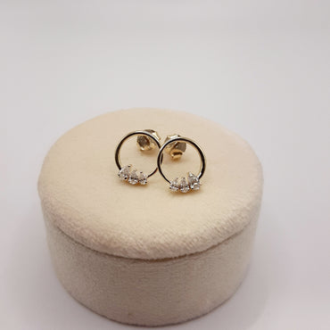 18Kt Yellow Gold Stud Earrings