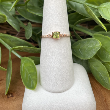 Yellow Gold Stackable Princess Cut Peridot Ring