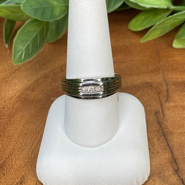 Gents 10kt White Gold Diamond Ring