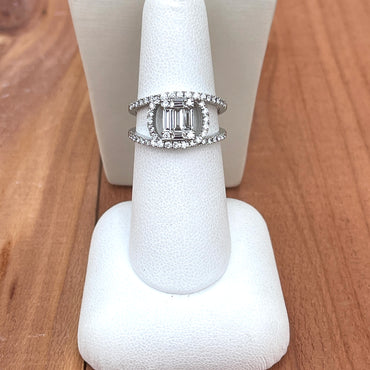 14 Karat White Gold Fashion Ring with Round and Baguette Diamonds