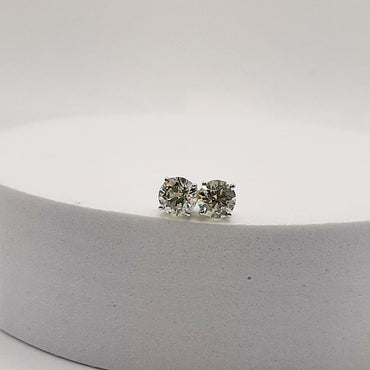 14 Karat White Gold Diamond Earrings