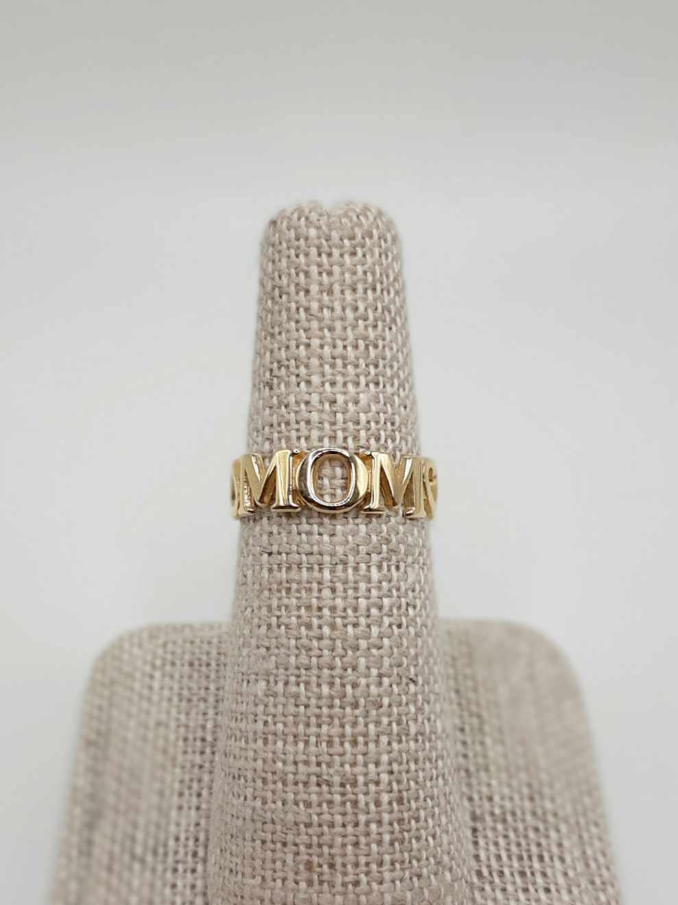 14Kt Yellow Gold Ring Featuring MOM and Hearts