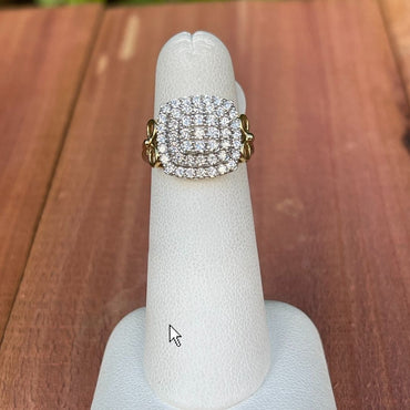 14 Karat Yellow Gold Diamond Cluster Ring